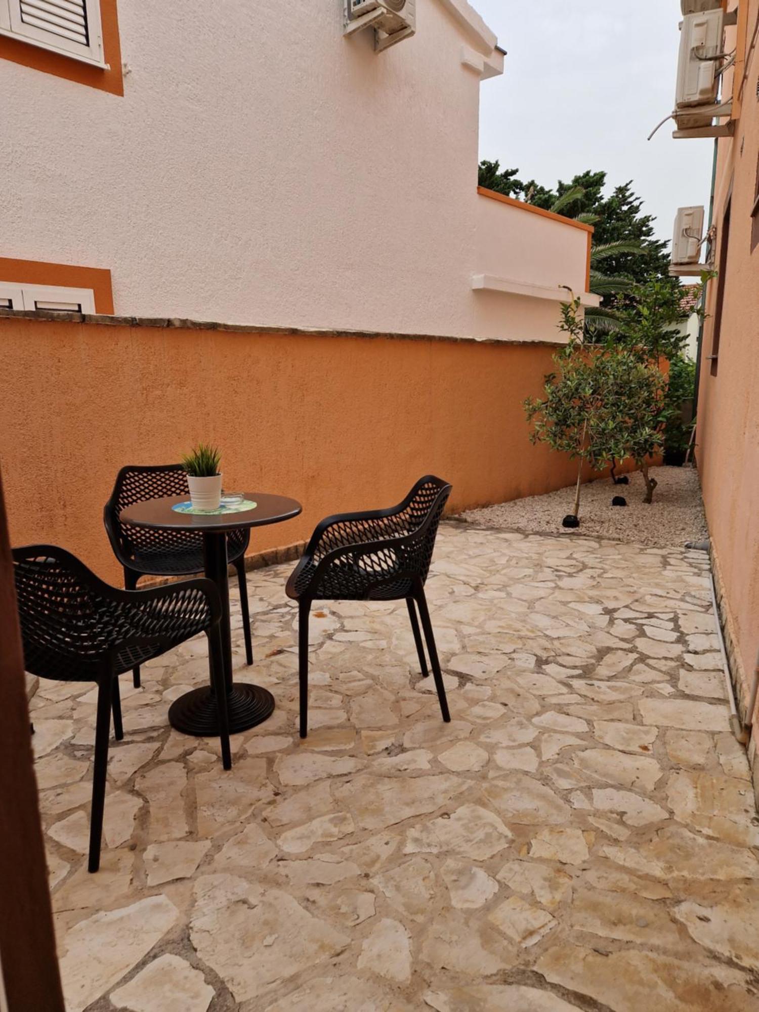 Aurelia Apartments, Вир Екстер'єр фото