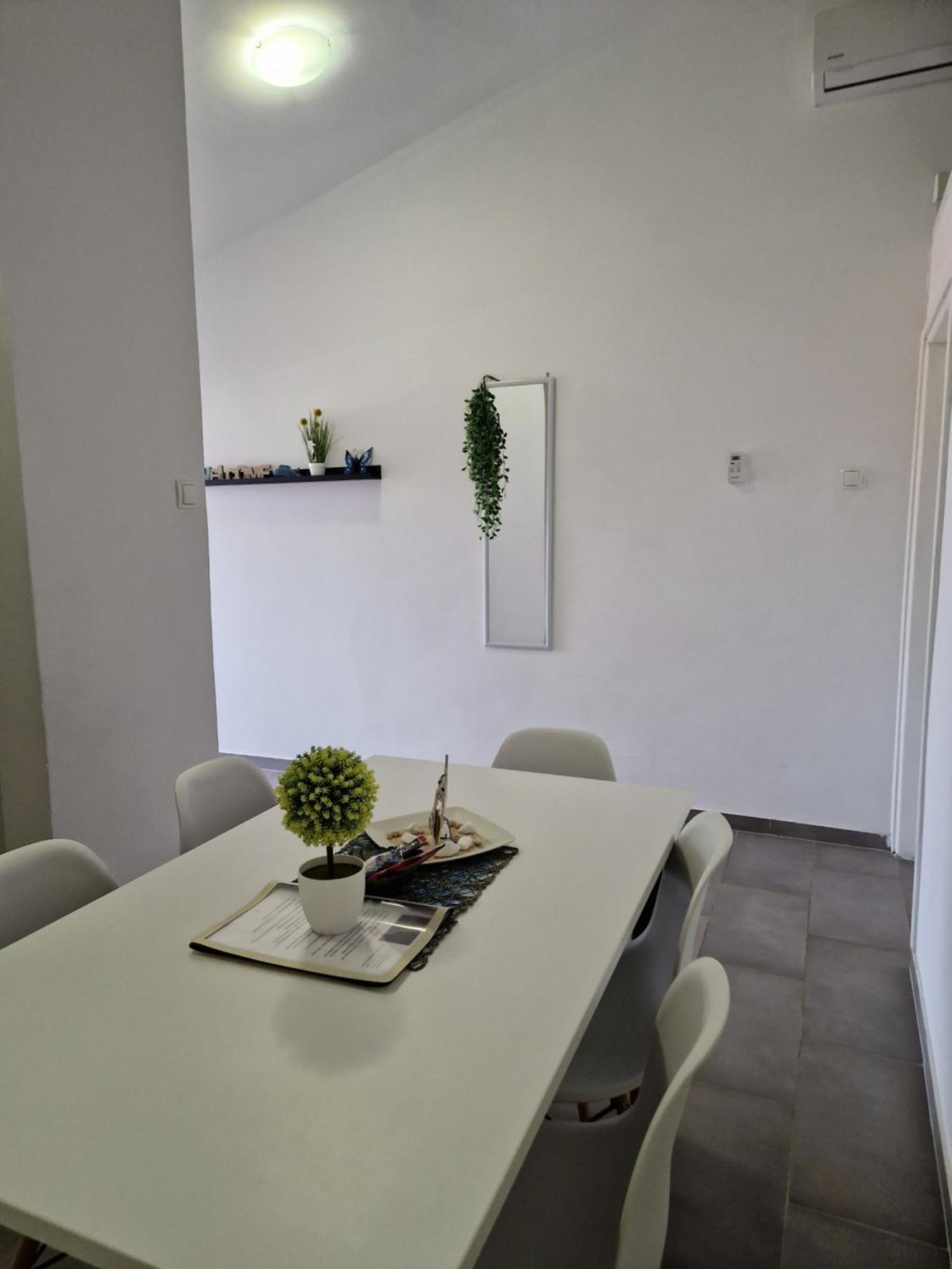 Aurelia Apartments, Вир Екстер'єр фото